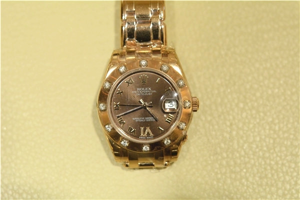 Que pensez-vous des répliques de montres Rolex Datejust 81315 édition spéciale ?
